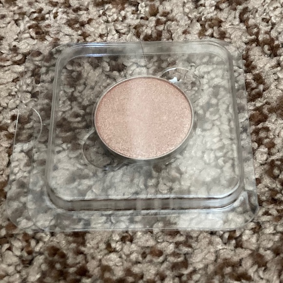 Anastasia Beverly Hills, Wander Beauty & Ciate - Bronze, Glow & Shimmer Bundle - Picture 4 of 11